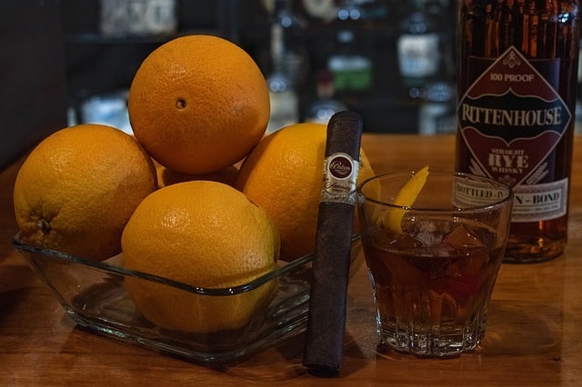 Sometimes the best fall cocktails and cigars include a well-made Old Fashioned.